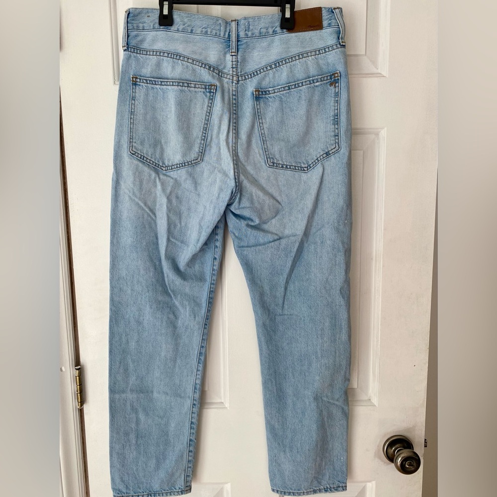 Madewell Classic Vintage Light Blue Straight Jeans - Picture 5 of 9